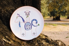 Piatto_murale_cavaliere_uomo_ceramica_grottaglie_pasqualino_piludu_ceramics